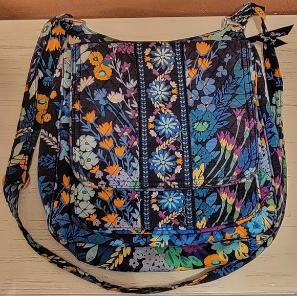 Vera Bradley Crossbody Bag - Picture 2 of 9